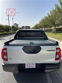 تۆیۆتا هایلۆکس